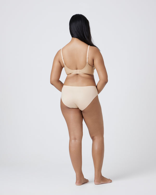 Modern Essentials Seamless Hipster
